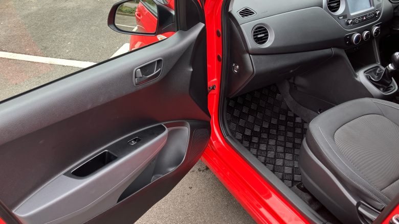 Hyundai i10 1.0 Play 5dr Petrol Hatchback